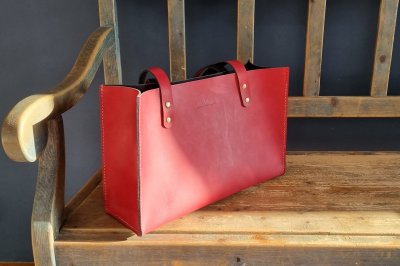 galerie/001 Taschen/009 Yaara/resized/T0101 (2022-01-07) 4_small.jpg